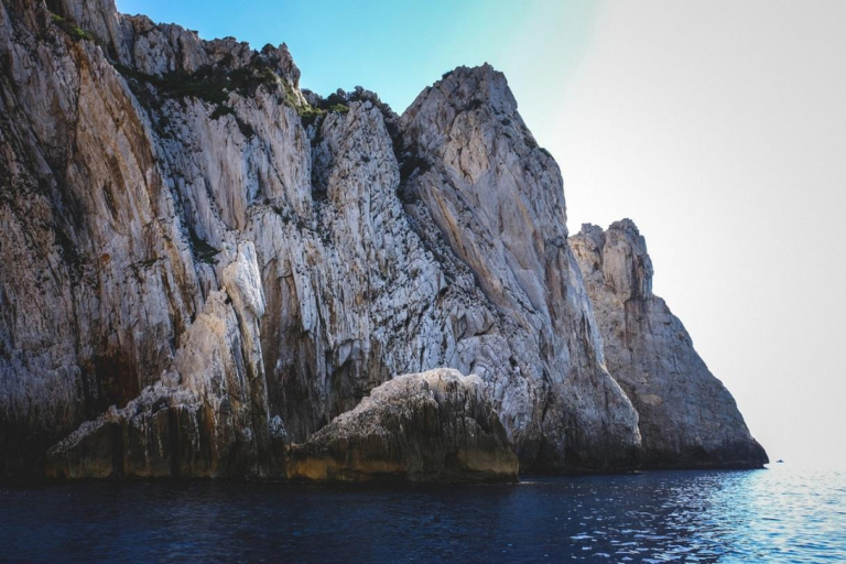 Visiter les Calanques de Piana : Le Guide Ultime 2023